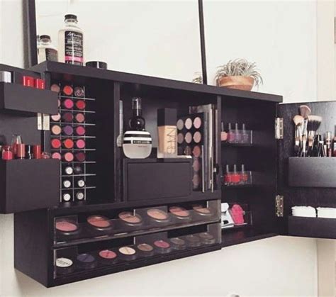 diy wall mounted makeup organizer.